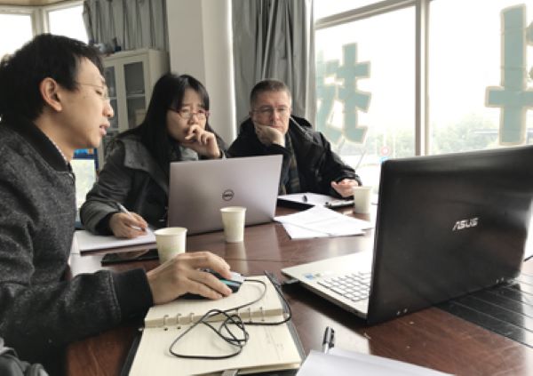 德國Math2Market公司安德魯博士、程利萍博士蒞臨晶飛科技