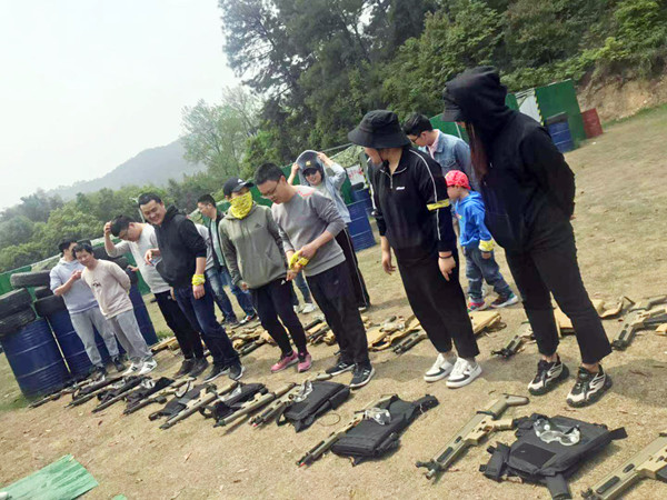 2021晶飛“百丈營地+紀龍山”團建活動(圖5) 2021晶飛“百丈營地+紀龍山”團建活動(圖5)