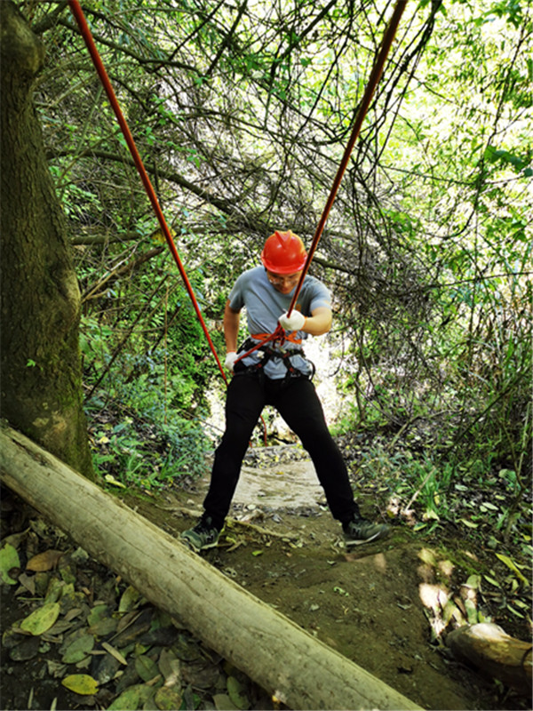 2021晶飛“百丈營地+紀龍山”團建活動(圖7) 2021晶飛“百丈營地+紀龍山”團建活動(圖7)